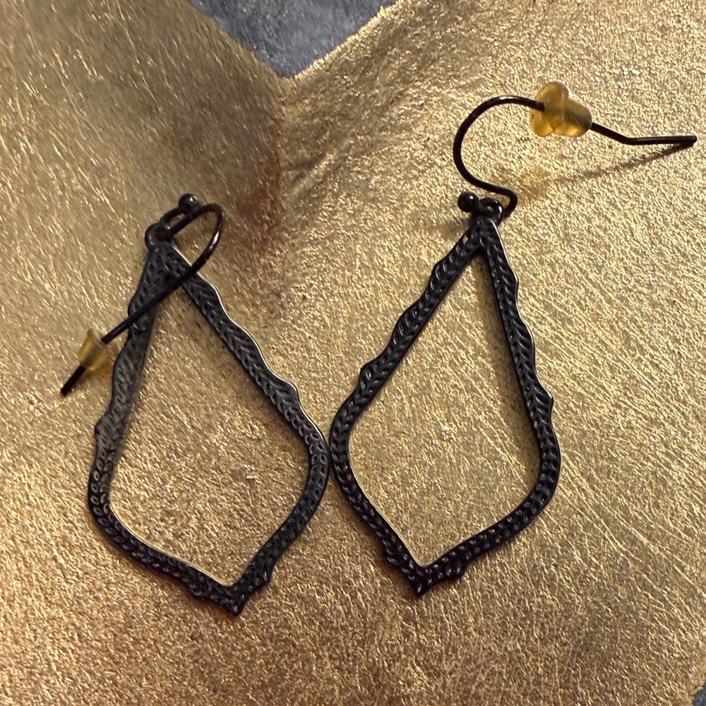 Kendra Scott Black Open Frame Earrings